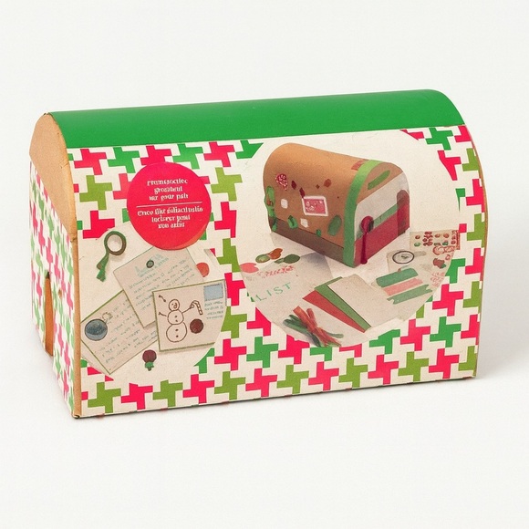 Christmas cards - Two brand new design your own mailbox kits. #Christmascrafts - Picture 2 of 3